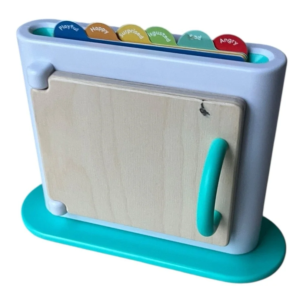 Lovevery Emotion Match Mirror Card Set The Enthusiast Play Kit 28 29 30 Months